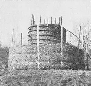 L’attribut alt de cette image est vide, son nom de fichier est 062-compost-water-heater.jpg.